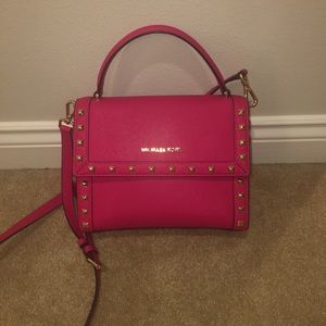Hot Pink Purse!